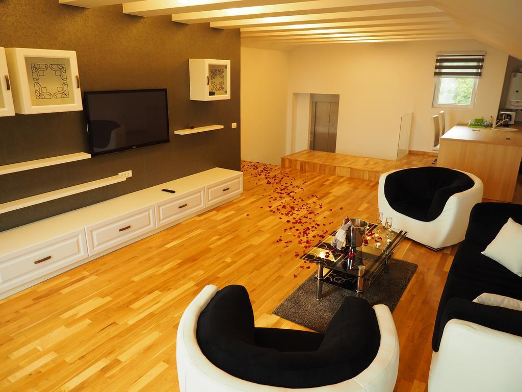 5 Star Residence Brasov Bagian luar foto